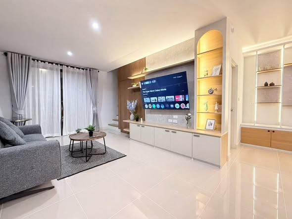 living room of พลีโน่ สุขุมวิท-บางนา Pleno Sukhumvit-Bangna