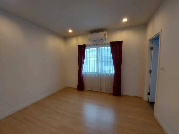 bedroom of Plex Bangna