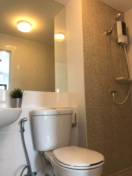bathroom of Plum Condo Central Station Phase 1