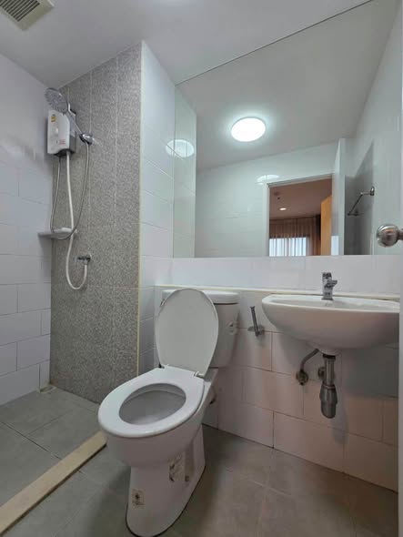 bathroom of Plum Condo Central Station Phase 2