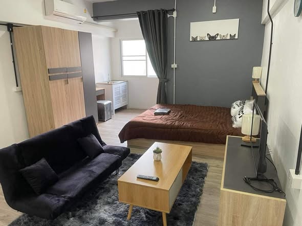 bedroom of P.p.h. Condo