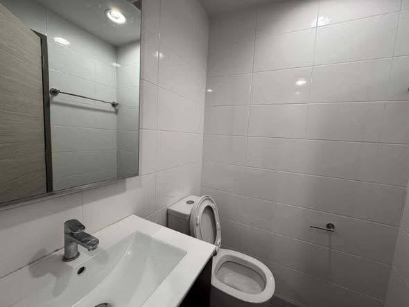 bathroom of Premio Quinto