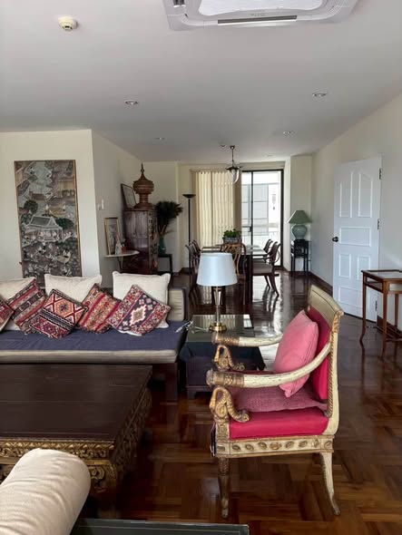 living room of Prime Mansion One