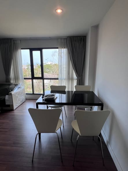 room interior of Punna Oasis 1