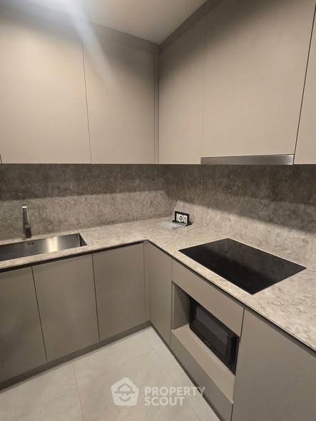 bathroom and kitchen of PYNN Soonvijai