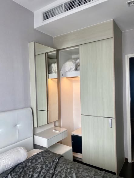 bedroom and room interior of Q Asoke