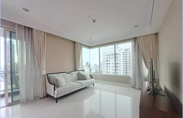 bedroom of Q Lang Suan