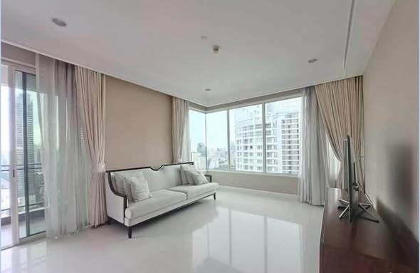 bedroom of Q Lang Suan