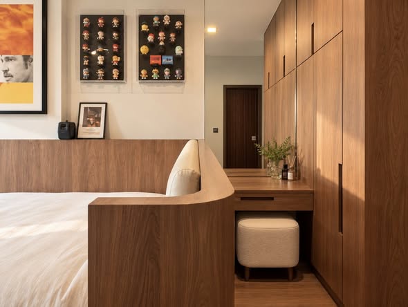 bedroom and room interior of Q Prasarnmit