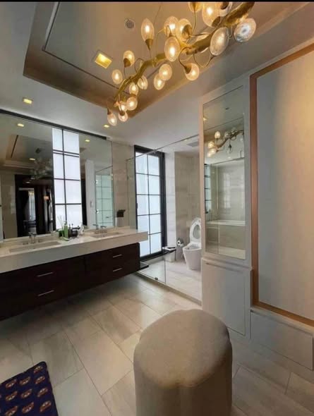 bathroom of Quarter 31
