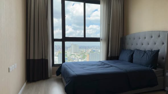bedroom of Quinn Ratchada 17