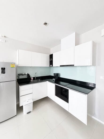 kitchen of Quinn Ratchada 17