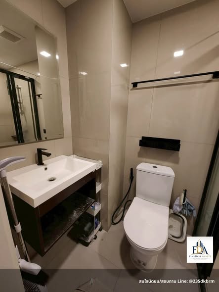 bathroom of QUINTARA MHy’ZEN PHROM PHONG (ควินทารา มาย’เซน พร้อมพงษ์)