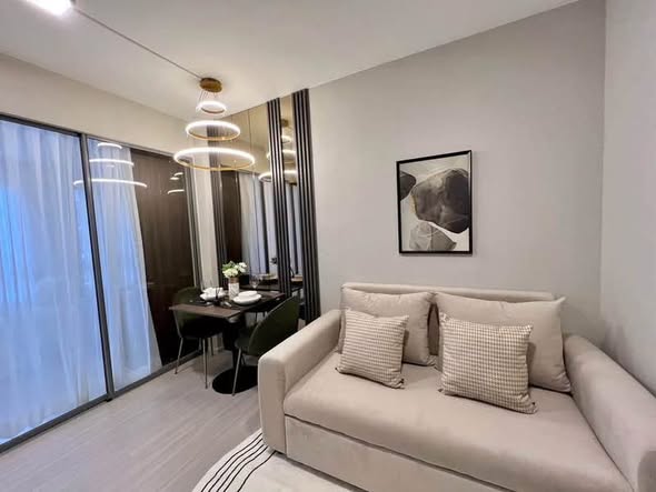 bedroom and living room of Quintara Phume Sukhumvit 39