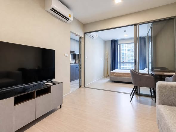 living room and bedroom and room interior of Quintara Phume Sukhumvit 39