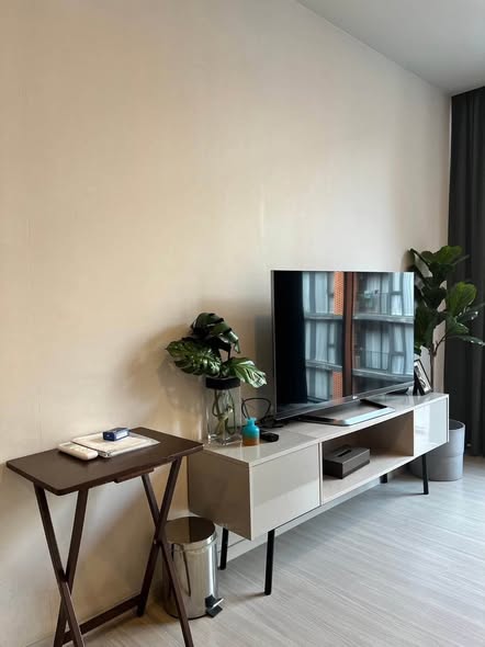 living room and room interior of Quintara Treehaus Sukhumvit 42