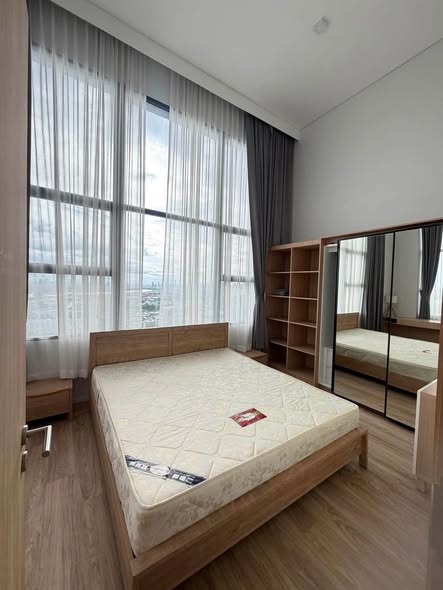 bedroom of Ramada Plaza by Wyndham Bangkok Sukhumvit 48