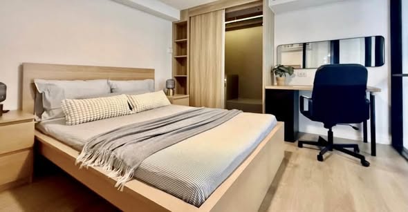 bedroom of RAMADA RESIDENCE SUKHUMVIT 87