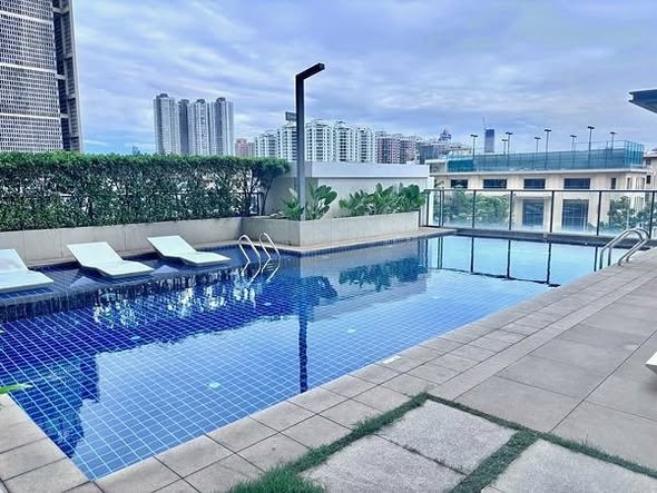 pool of Regal Sathon-Naradhiwas