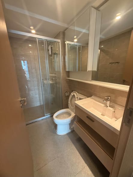 bathroom of Regal Srinakarin 40