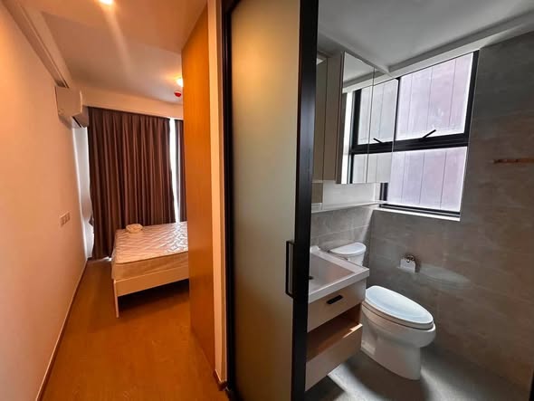 bedroom and room interior of Regal Srinakarin 40