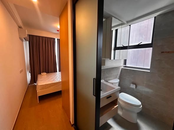 bedroom and room interior of Regal Srinakarin 40