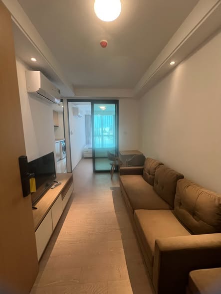 Regal Srinakarin 40