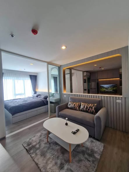 bedroom and living room and room interior of Regent Home Bangna (รีเจ้นท์โฮม บางนา)