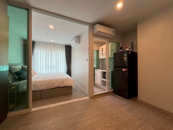 bedroom and room interior of Regent Home Bangna (รีเจ้นท์โฮม บางนา)