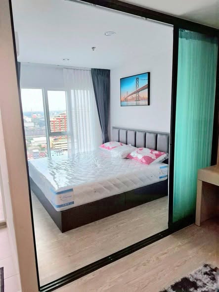bedroom and room interior of Regent Home Bangna (รีเจ้นท์โฮม บางนา)