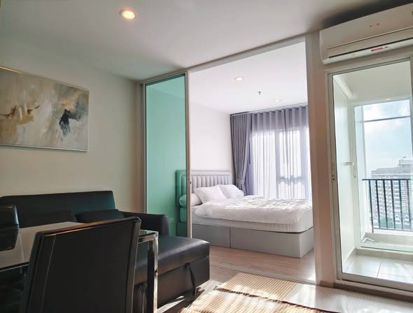bedroom and room interior of Regent Home Bangna (รีเจ้นท์โฮม บางนา)