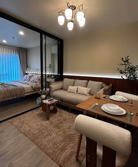 bedroom and room interior of Regent Home Bangna (รีเจ้นท์โฮม บางนา)