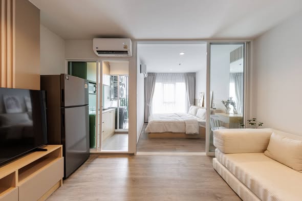 bedroom and room interior of Regent Home Bangna (รีเจ้นท์โฮม บางนา)