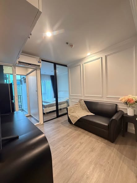living room and room interior of Regent Home Bangna (รีเจ้นท์โฮม บางนา)