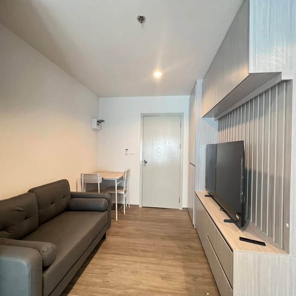 living room and room interior of Regent Home Bangna (รีเจ้นท์โฮม บางนา)