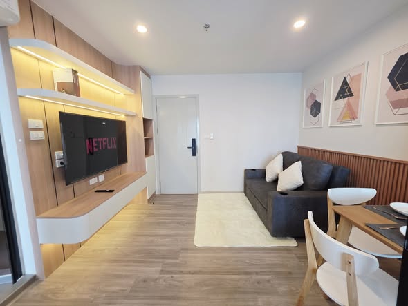 living room and room interior of Regent Home Bangna (รีเจ้นท์โฮม บางนา)