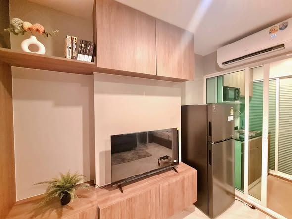 room interior and kitchen of Regent Home Bangna (รีเจ้นท์โฮม บางนา)