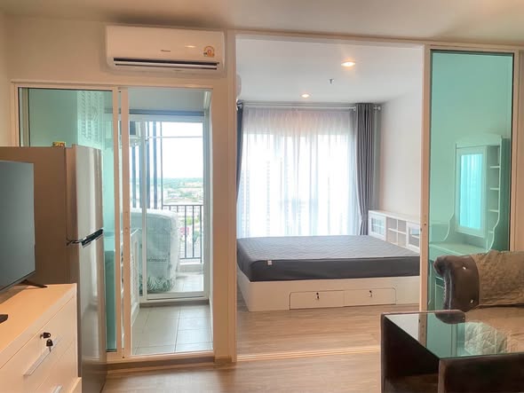 bedroom and room interior of Regent Home Bangson 28