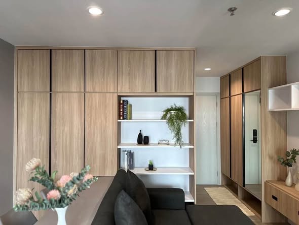 room interior of Regent Home Bangson 28