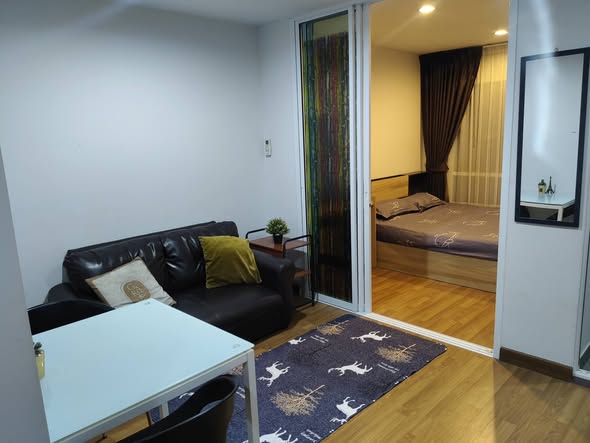 bedroom and room interior of Regent Home Sukhumvit 81