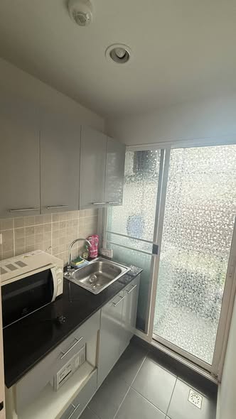 kitchen of Regent Home Sukhumvit 81