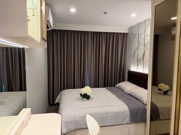 bedroom of Regent Home Wutthakat