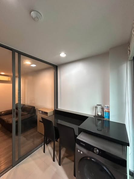 room interior of Rende Sukhumvit 23