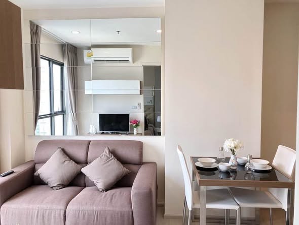 living room of Rhythm Asoke 2