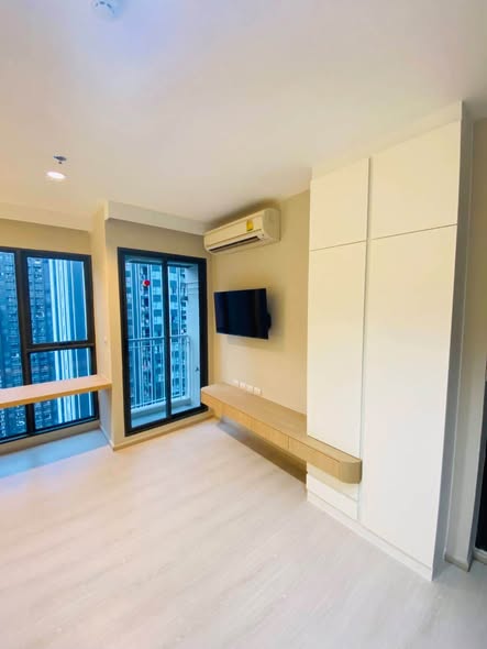room interior of Rhythm Asoke