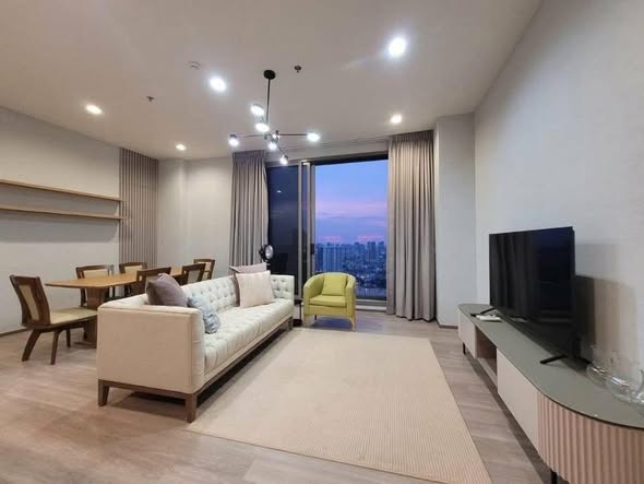 living room of Rhythm Charoenkrung Pavillion