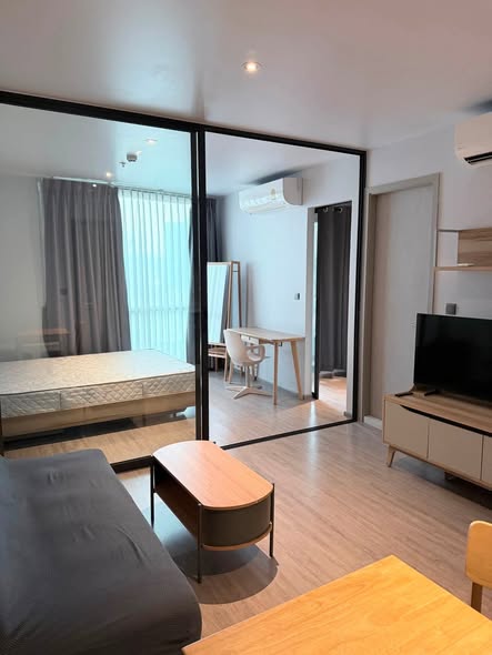 bedroom and room interior of RHYTHM Ekkamai