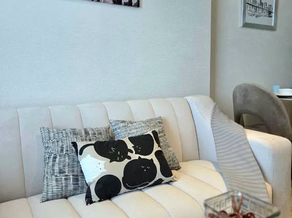 living room and bedroom of RHYTHM Ekkamai