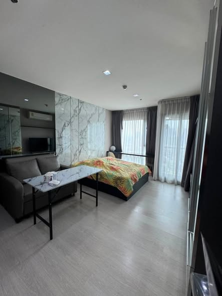 bedroom of Rhythm Sukhumvit 36-38