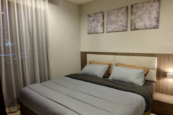 bedroom of Rhythm Sukhumvit 36-38